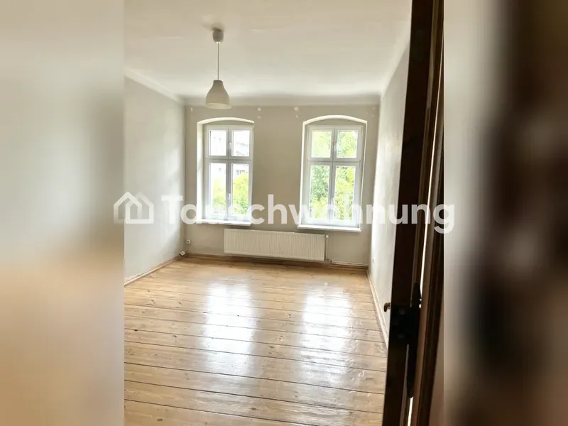 Tauschwohnung: 2 Zimmer Altbauwohnung in Friedrichshain — photo 1